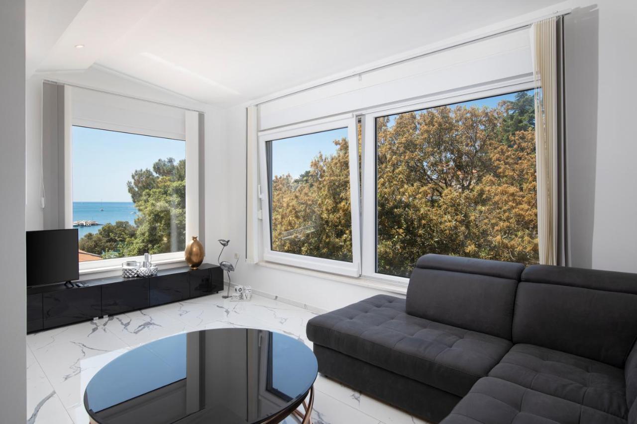 Pjescana Uvala Sea View Apartment Exterior photo