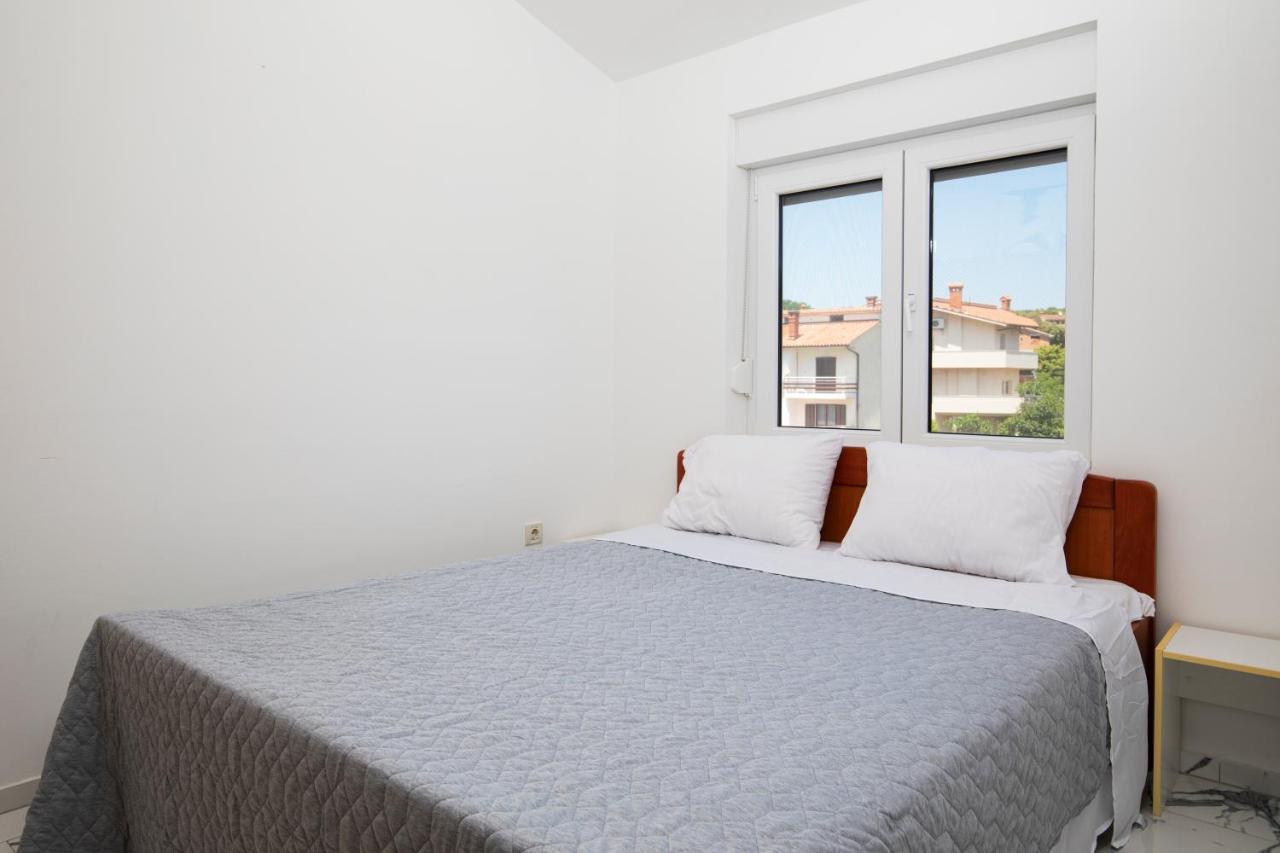 Pjescana Uvala Sea View Apartment Exterior photo